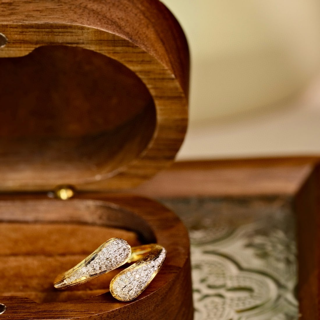 14k Gold 0.56 Ct Natural H Diamond Ring - 5