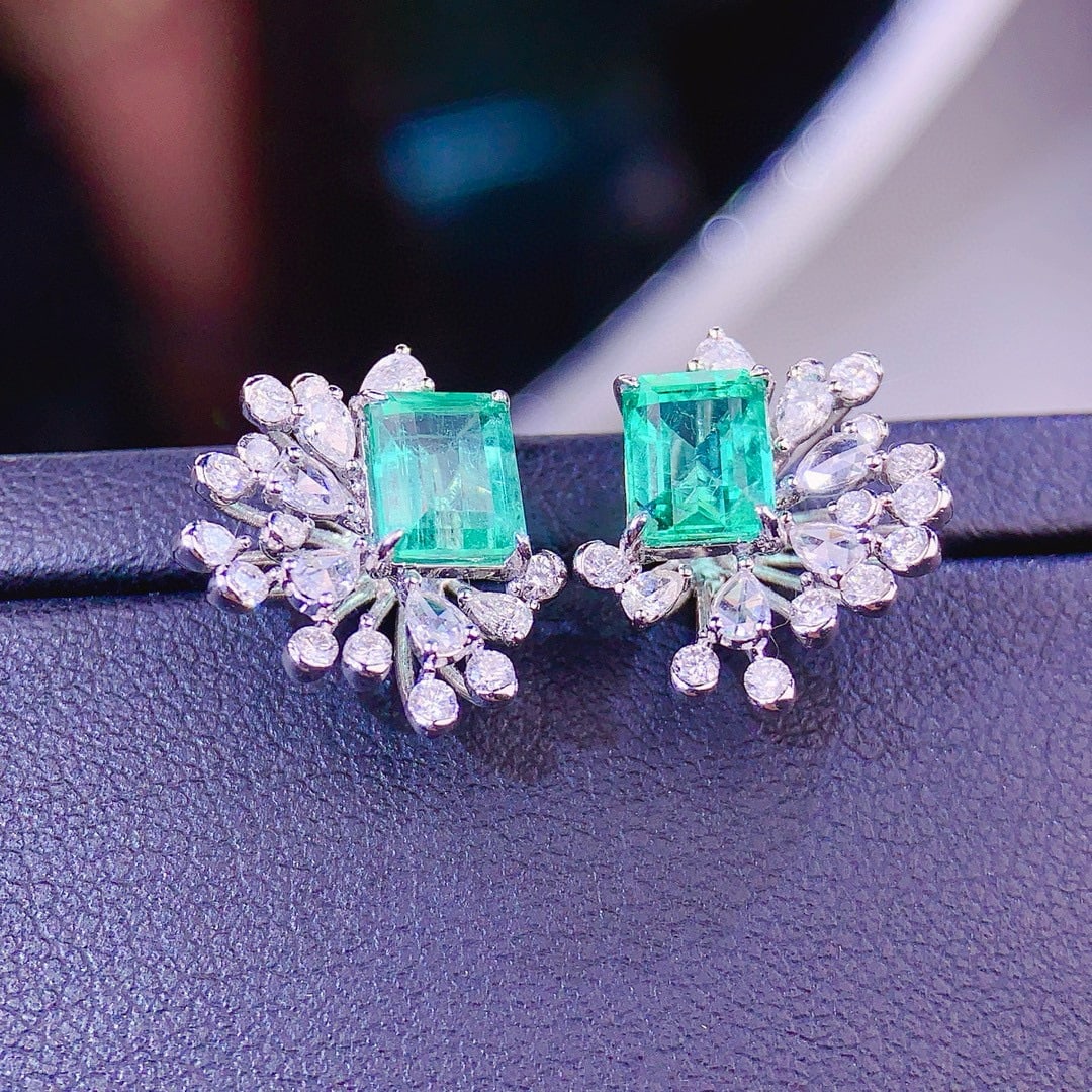 14k Gold 1.84 Ct Natural Emerald & Diamond Earrings - 2