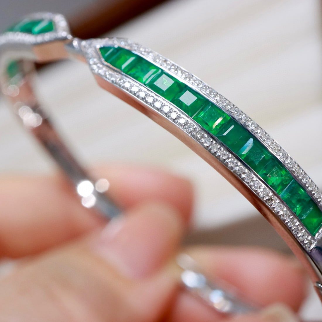 14k Gold 4.62 Ctw Natural Emerald & Diamond Bangle - 2