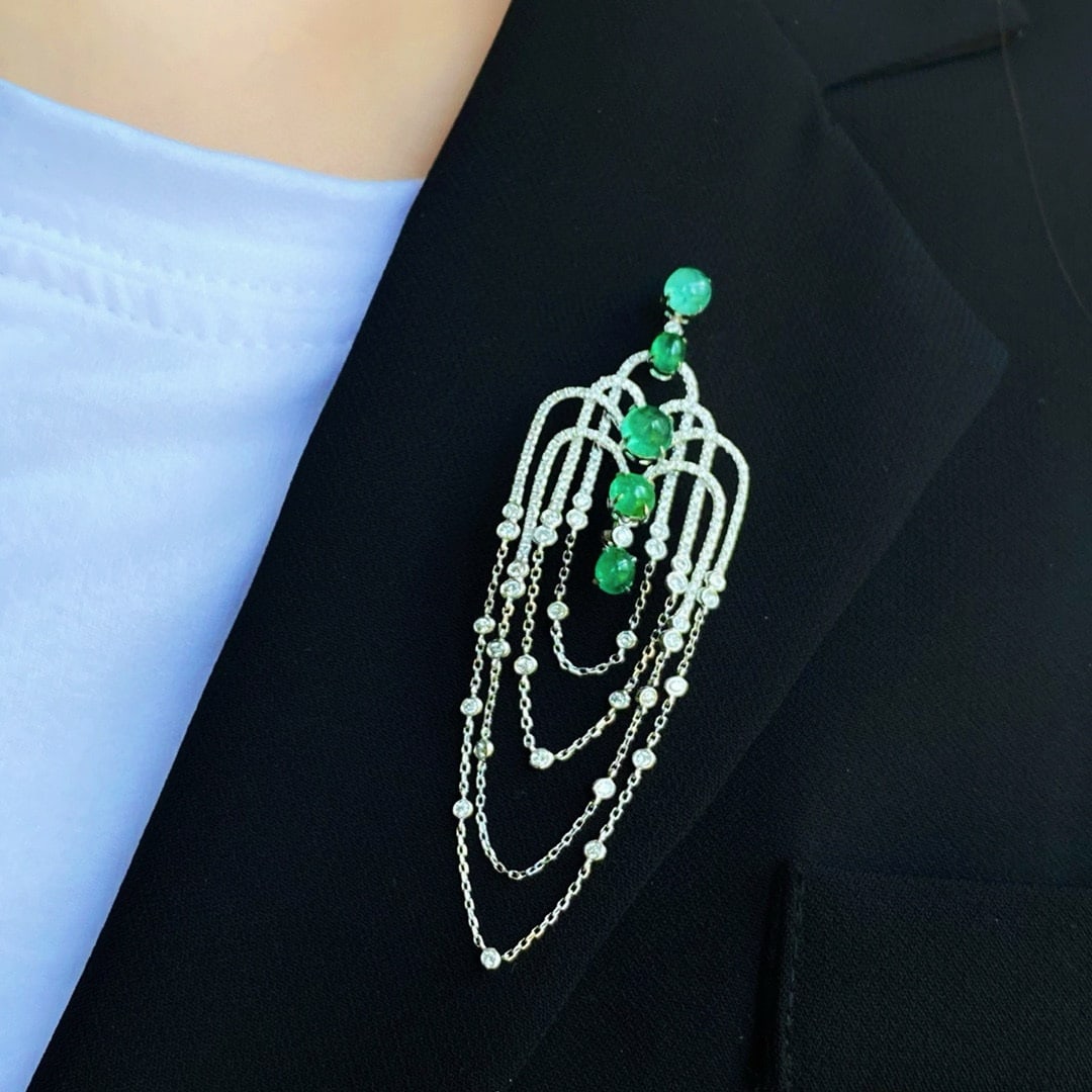 14k Gold 3.87 Ctw Natural Emerald & Diamond Brooch - 5