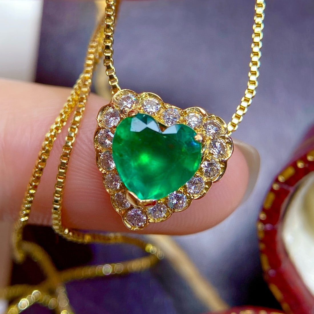 14k Gold 1.9 Ctw Natural Emerald & Diamond Pendant( Without Chain ) - 4