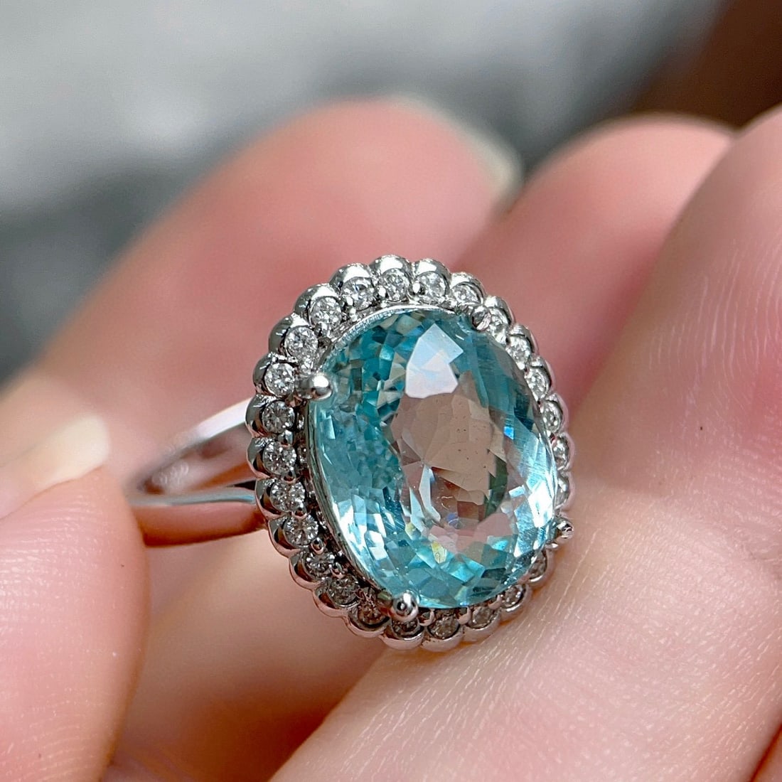 14k Gold 4.69 Ctw Natural Aquamarine & Diamond Ring - 5