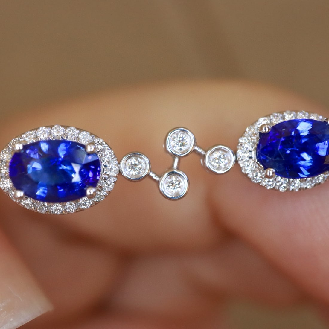 14k Gold 4.53 Ctw Natural Sapphire & Diamond Bracelet - 2