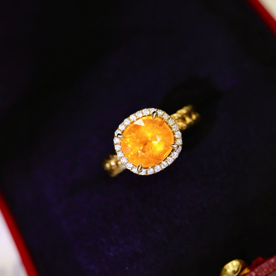 14k Gold 4.58 Ctw Natural Spessartine & Diamond Ring: Ref:230979039 // gold content:14k gold // ring size:7. 25us // // main gemstone:spessartine // shape:cushion // carat weight:4. 41ct // color:orange // treatment:natural // // adjacent gemstone 2 :