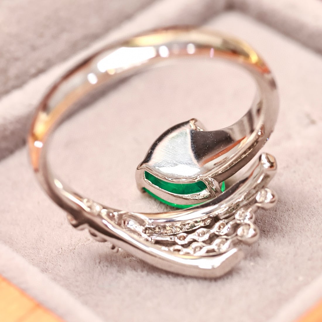 14k Gold 1.49 Ctw Natural Emerald & Diamond Ring - 3