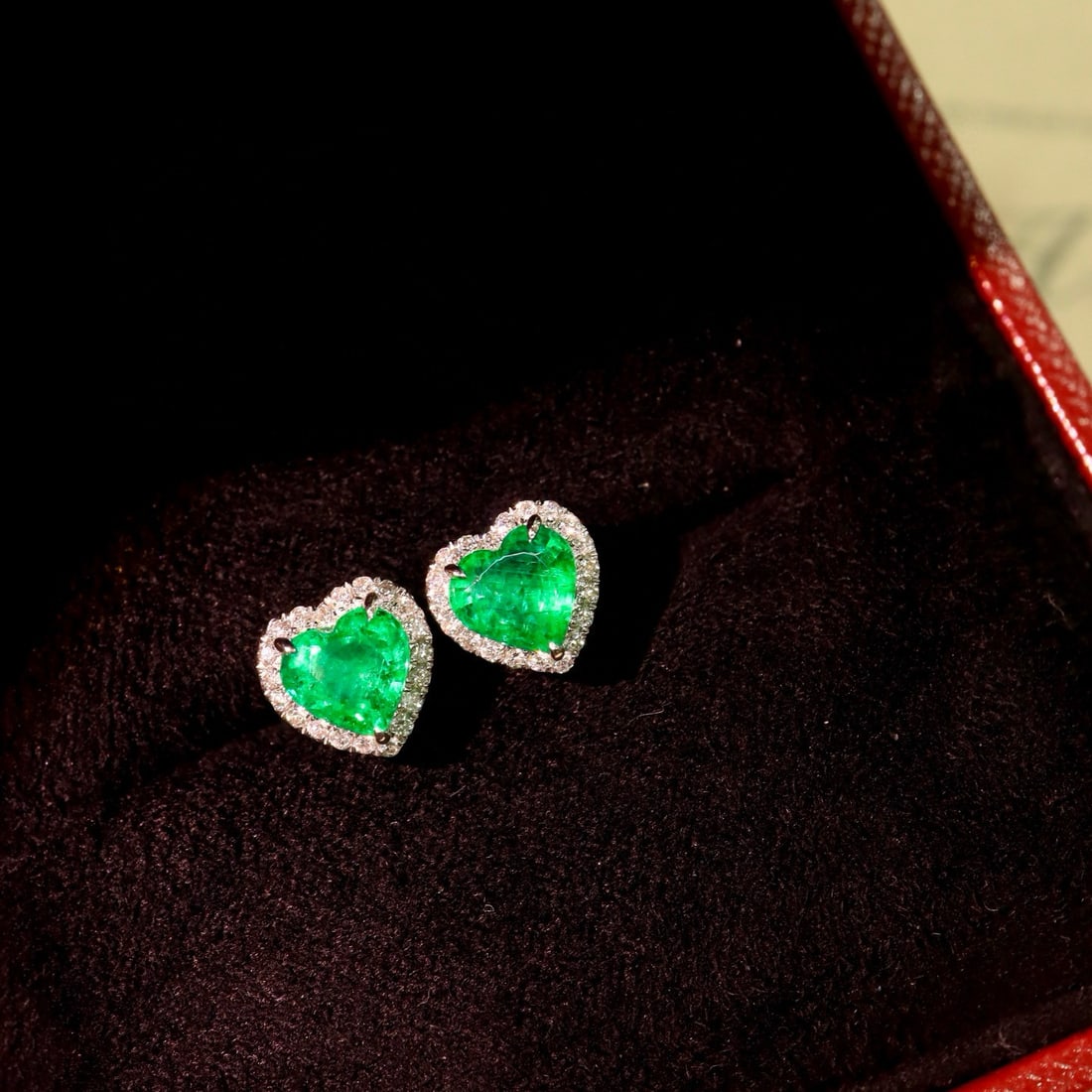 14k Gold 1.68 Ctw Natural Emerald & Diamond Earrings - 6