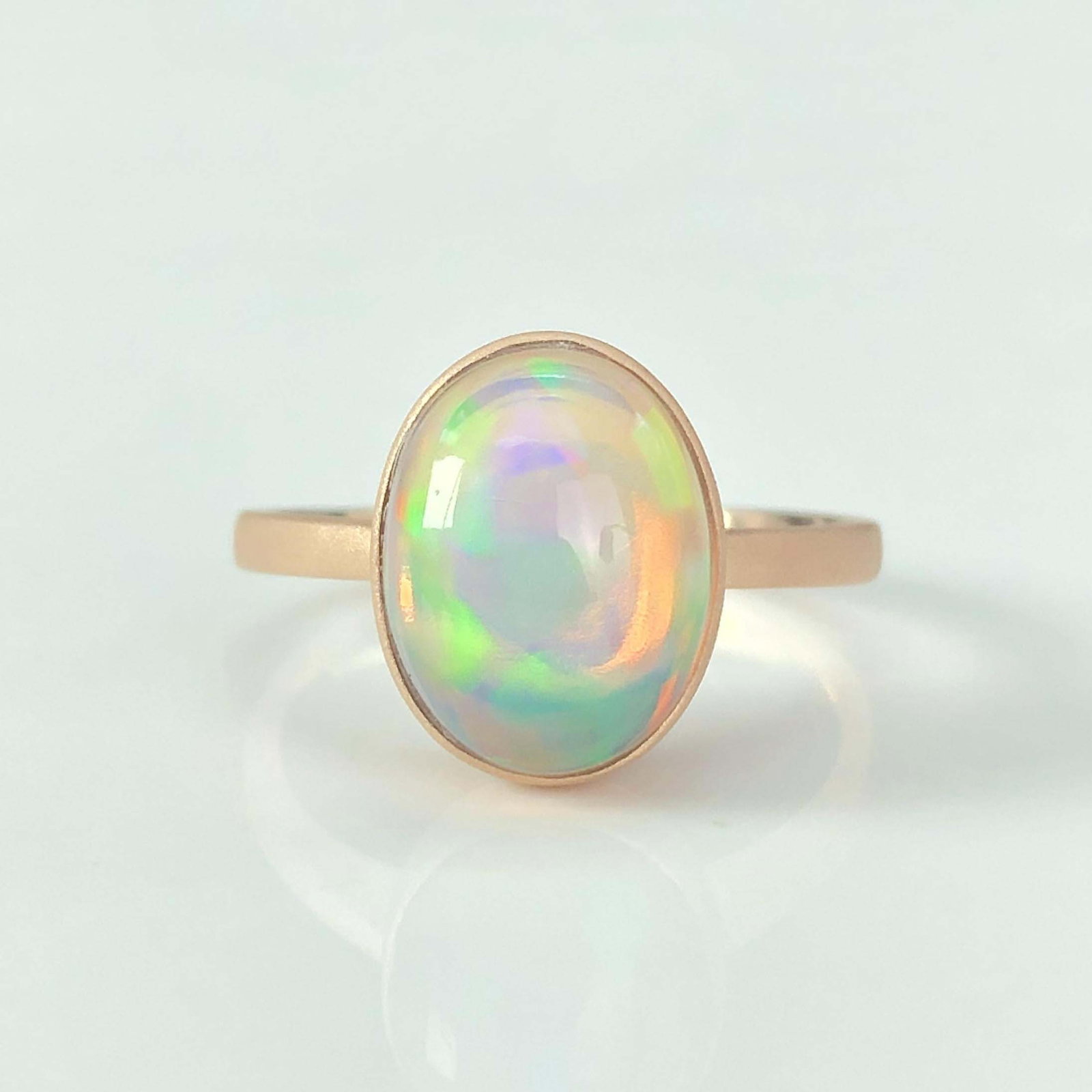 14k Gold 3.9 Ct Natural Opal Ring - 2