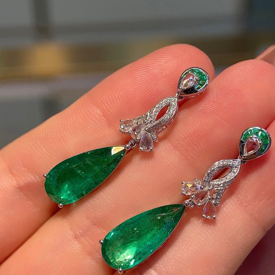 14k Gold 7.00 Ctw Vivid Green Natural Emerald & Diamond Earrings - 3