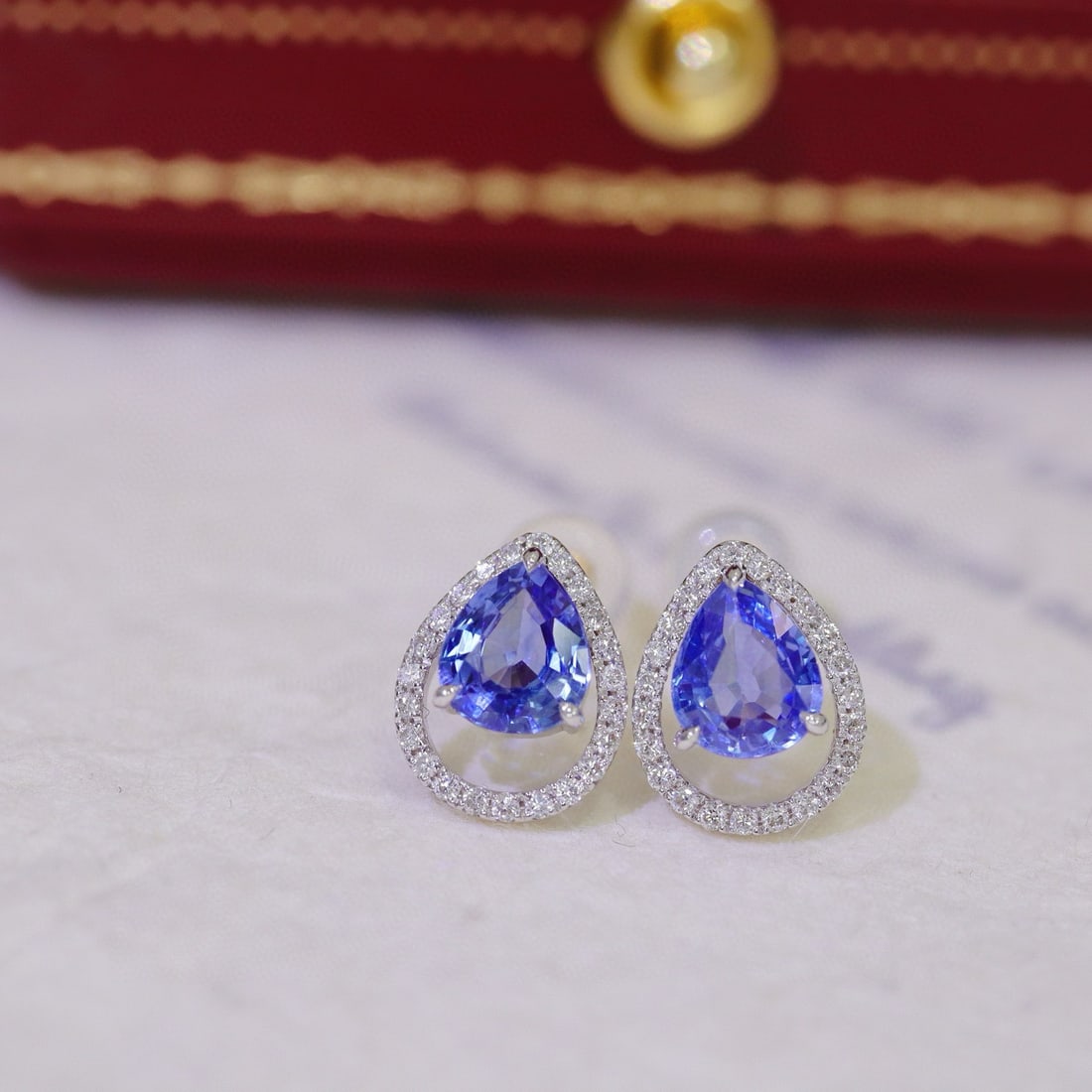 14k Gold 1.45 Ctw Natural Sapphire & Diamond Earrings: Ref:230979058 // gold content:14k gold // main gemstone:sapphire // shape:pear // carat weight:1. 27ct // color:blue // treatment:natural // // adjacent gemstone 2 : diamond // shape:round // carat