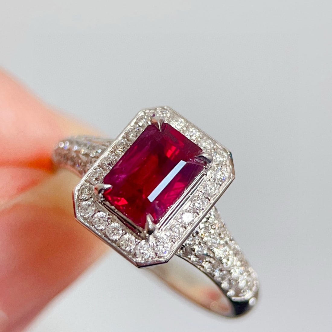 14k Gold 1.81 Ctw Natural Ruby & Diamond Ring - 4