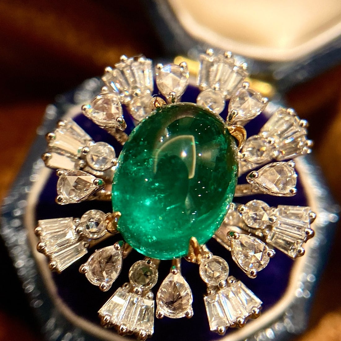 14k Gold 6.20 Ctw Natural Emerald & Diamond Ring - 2