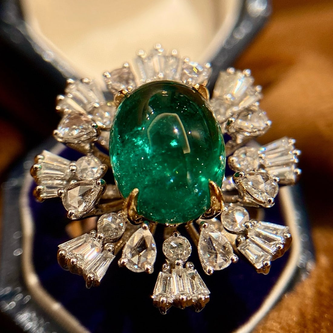14k Gold 6.20 Ctw Natural Emerald & Diamond Ring - 4