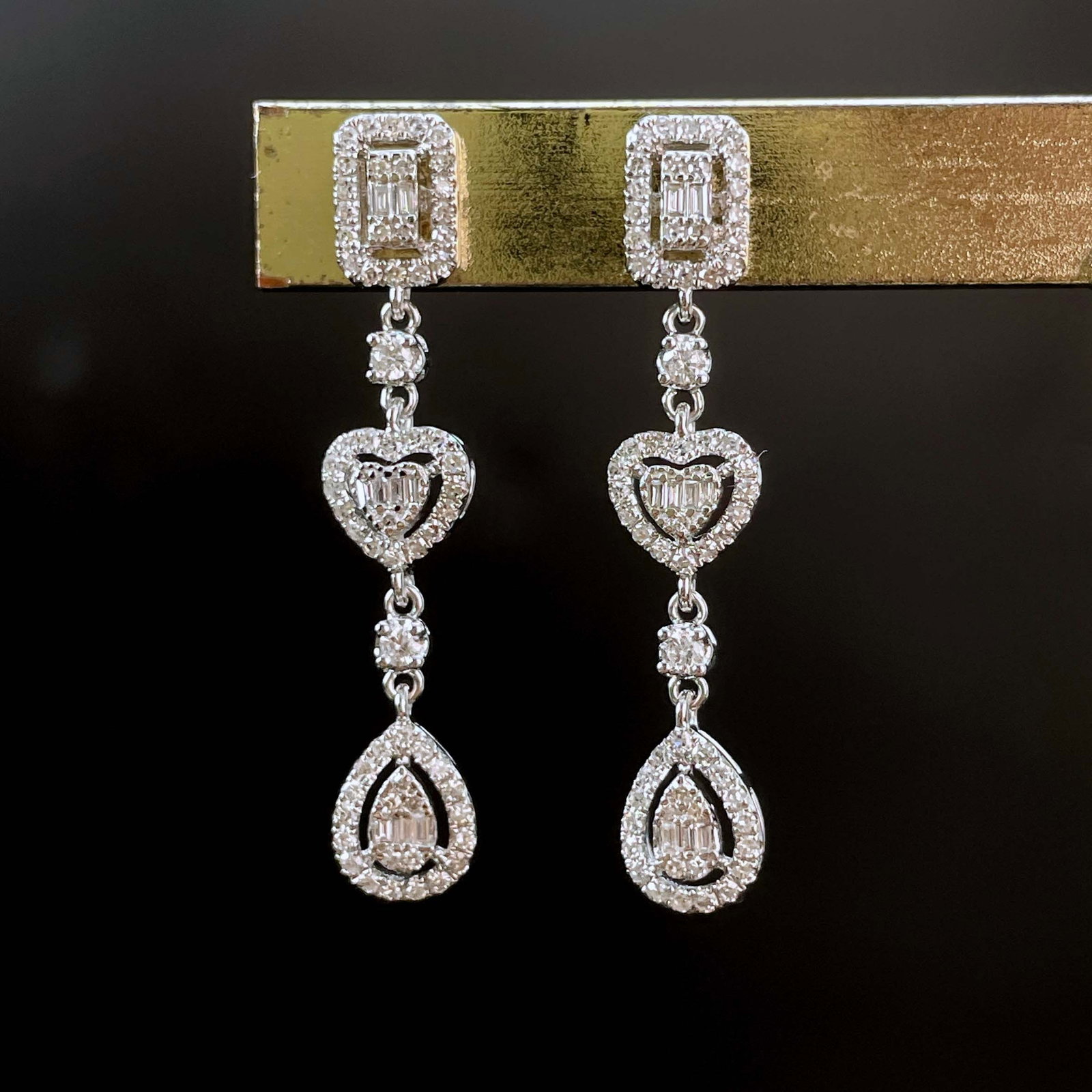 14k Gold 0.72 Ct Natural H Diamond Earrings - 2