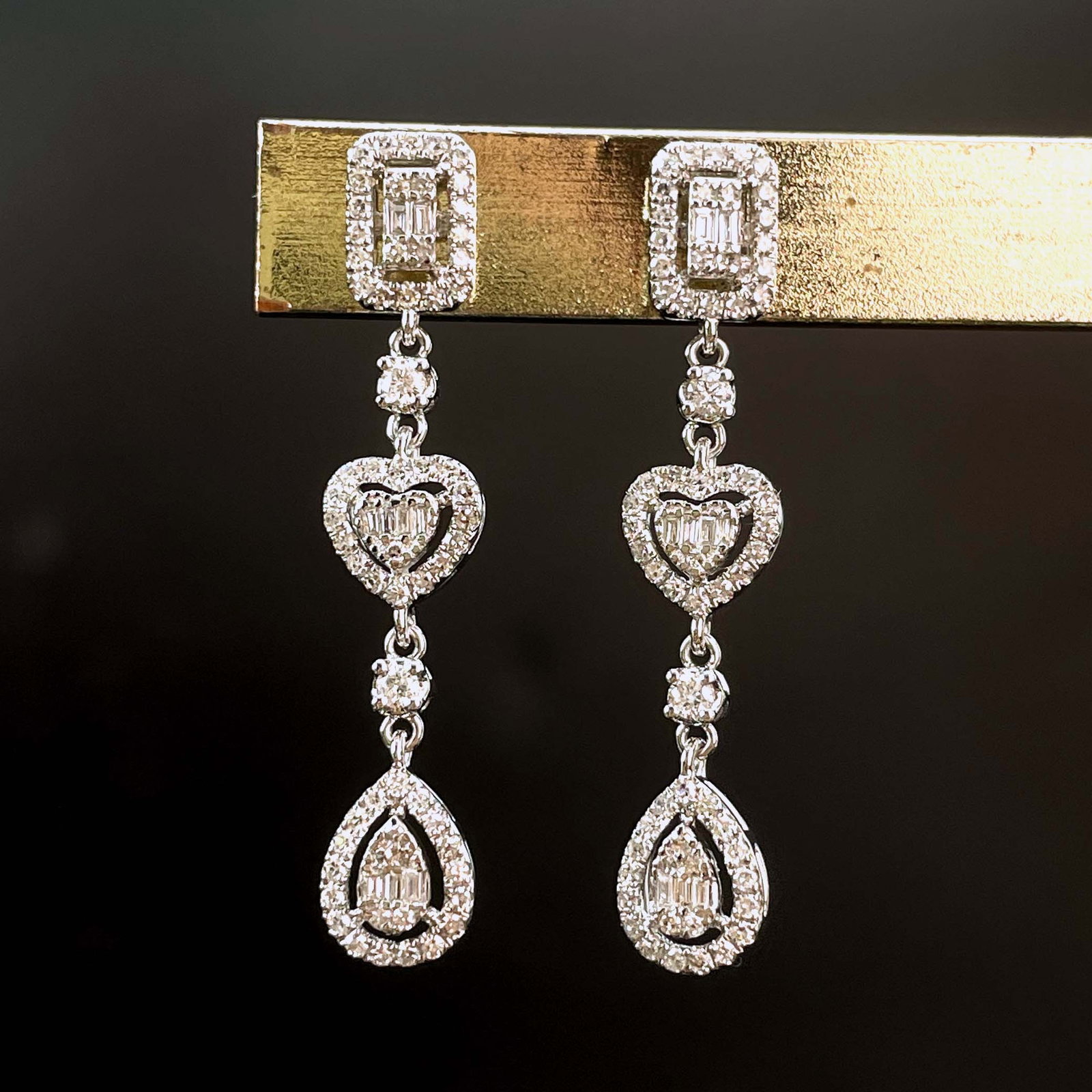 14k Gold 0.72 Ct Natural H Diamond Earrings - 3