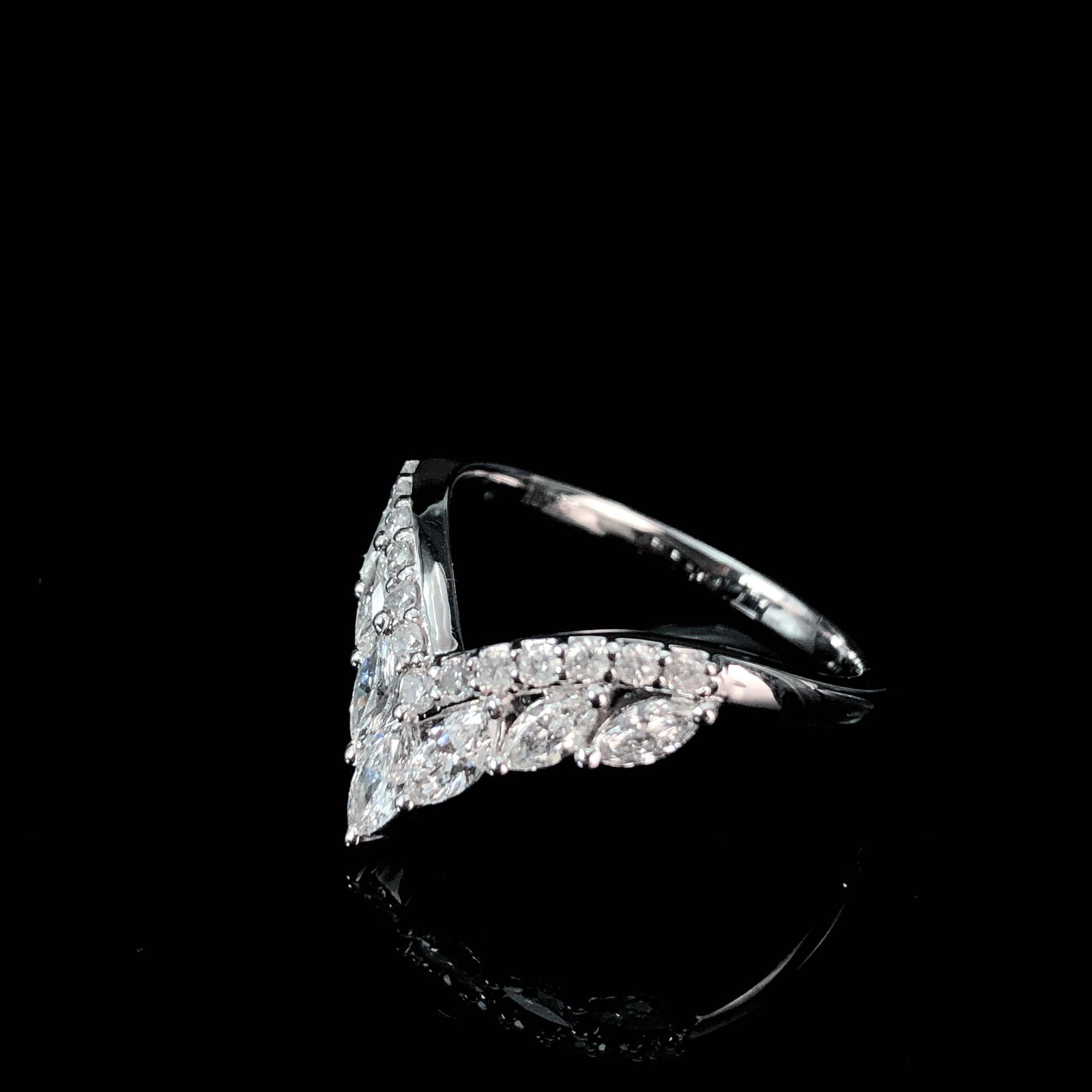 14k Gold 0.63 Ct Natural H Diamond Ring - 2