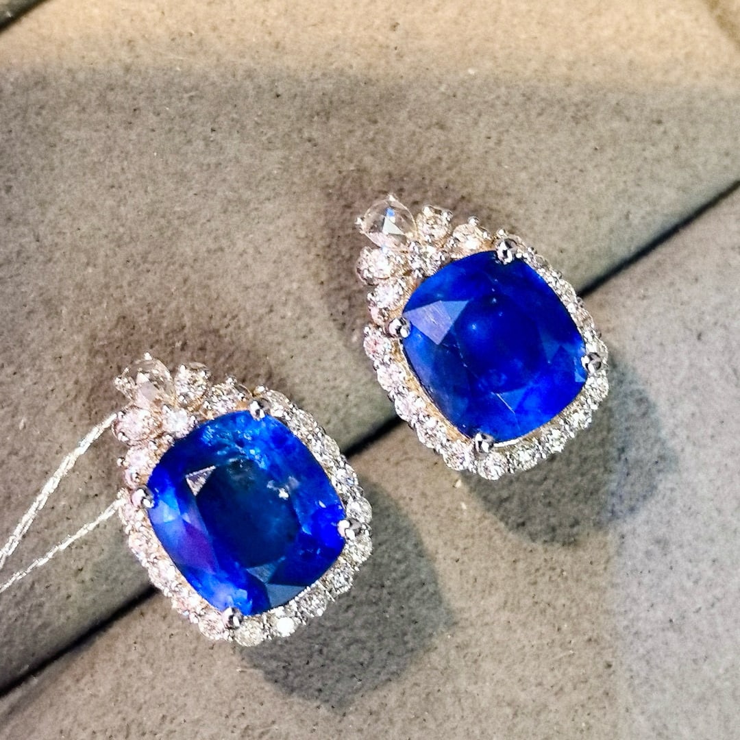 14k Gold 5.43 Ctw Natural Sapphire & Diamond Earrings - 4
