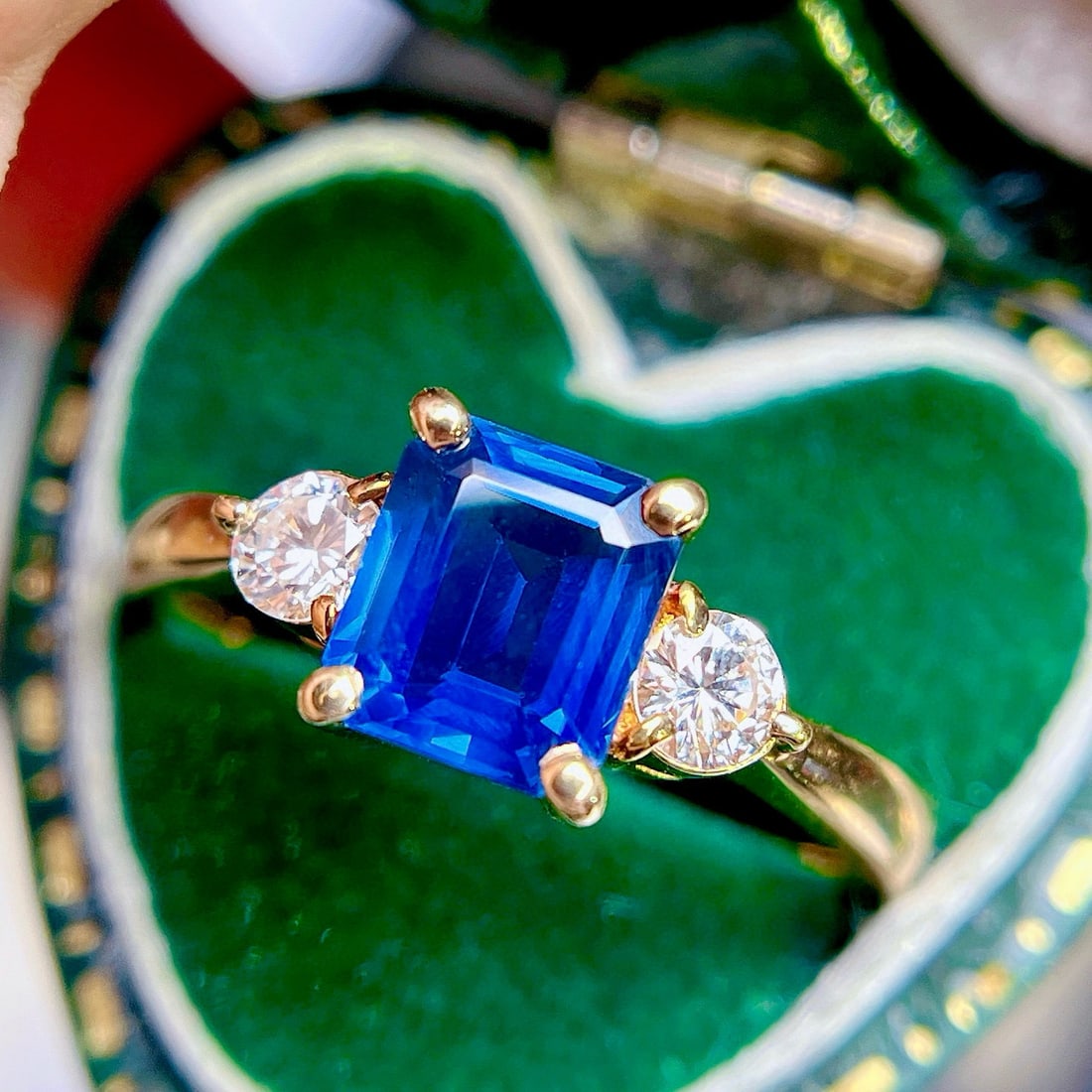 14k Gold 1.90 Ctw Natural Sapphire & Diamond Ring - 8