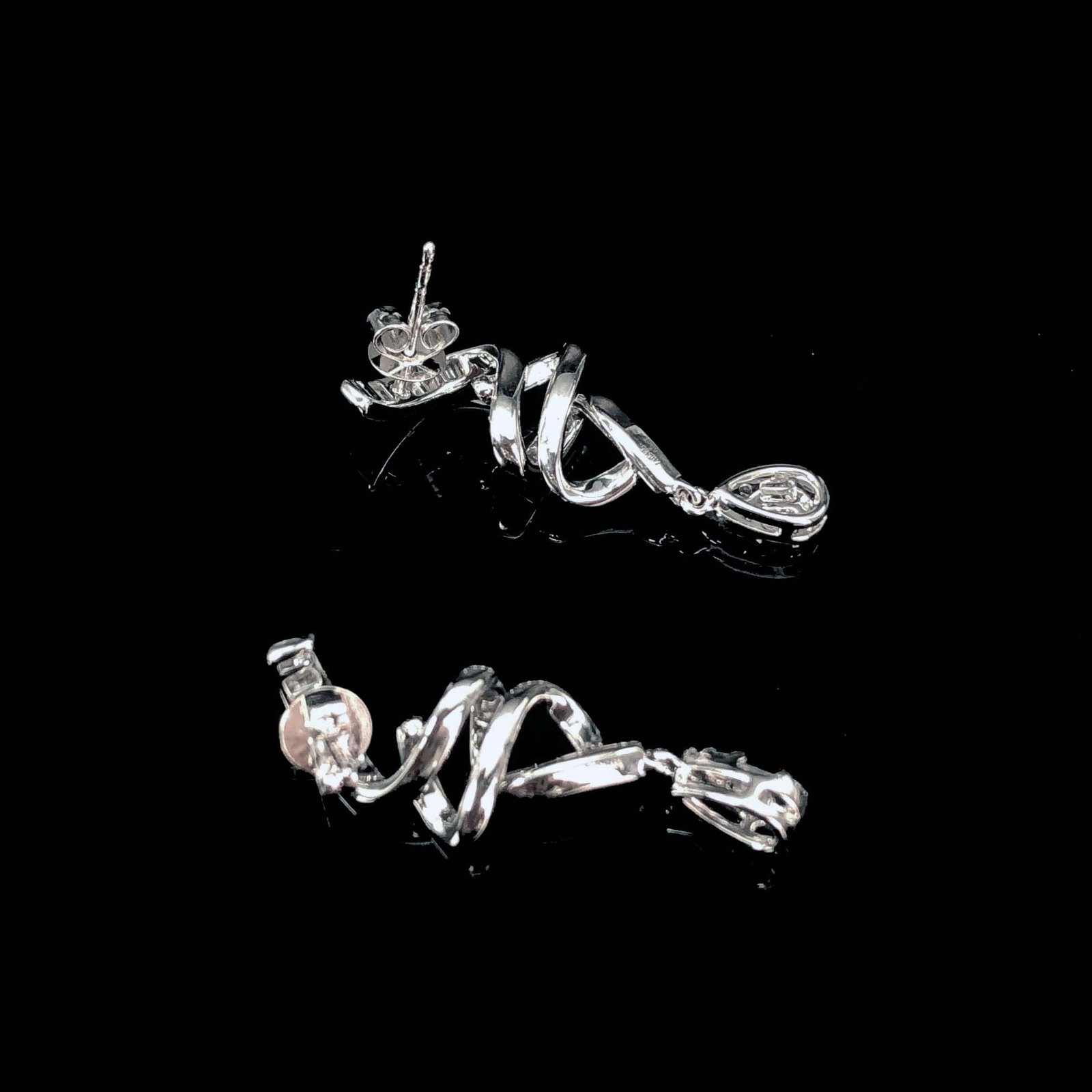 14k Gold 0.6 Ct Natural H Diamond Earrings - 4