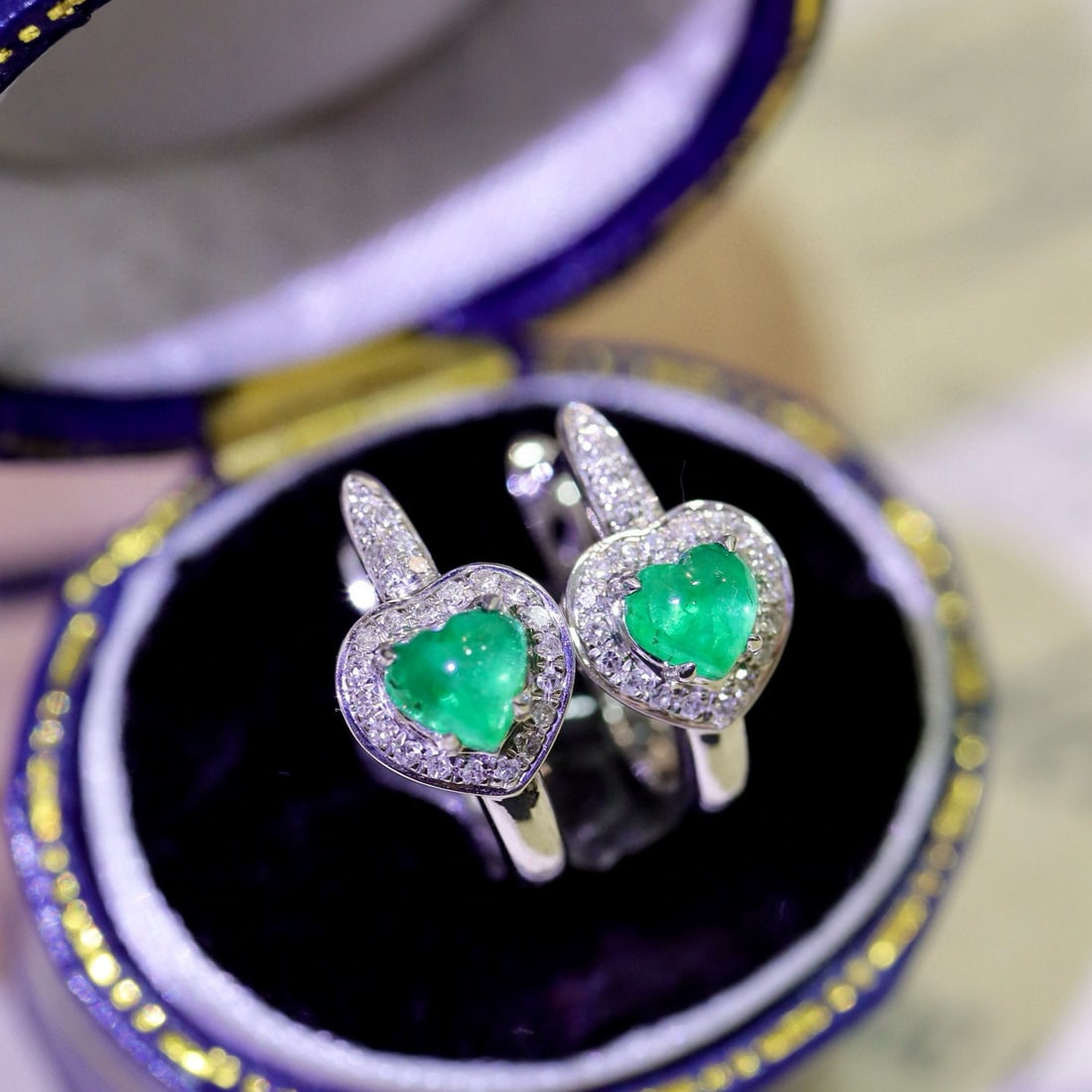14k Gold 0.6 Ctw Natural Emerald & Diamond Earrings - 2
