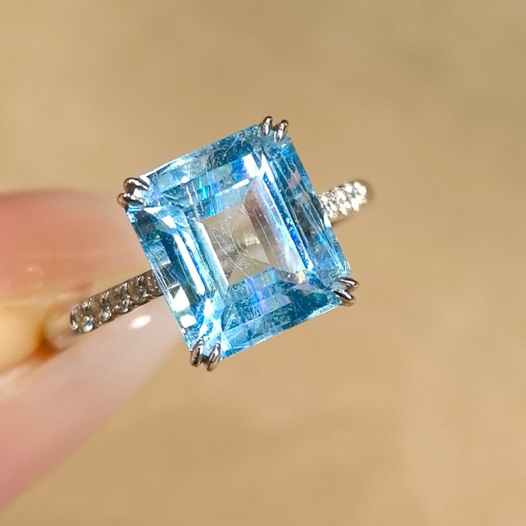 14k Gold 3.95 Ct Natural Aquamarine & Diamond Ring - 5