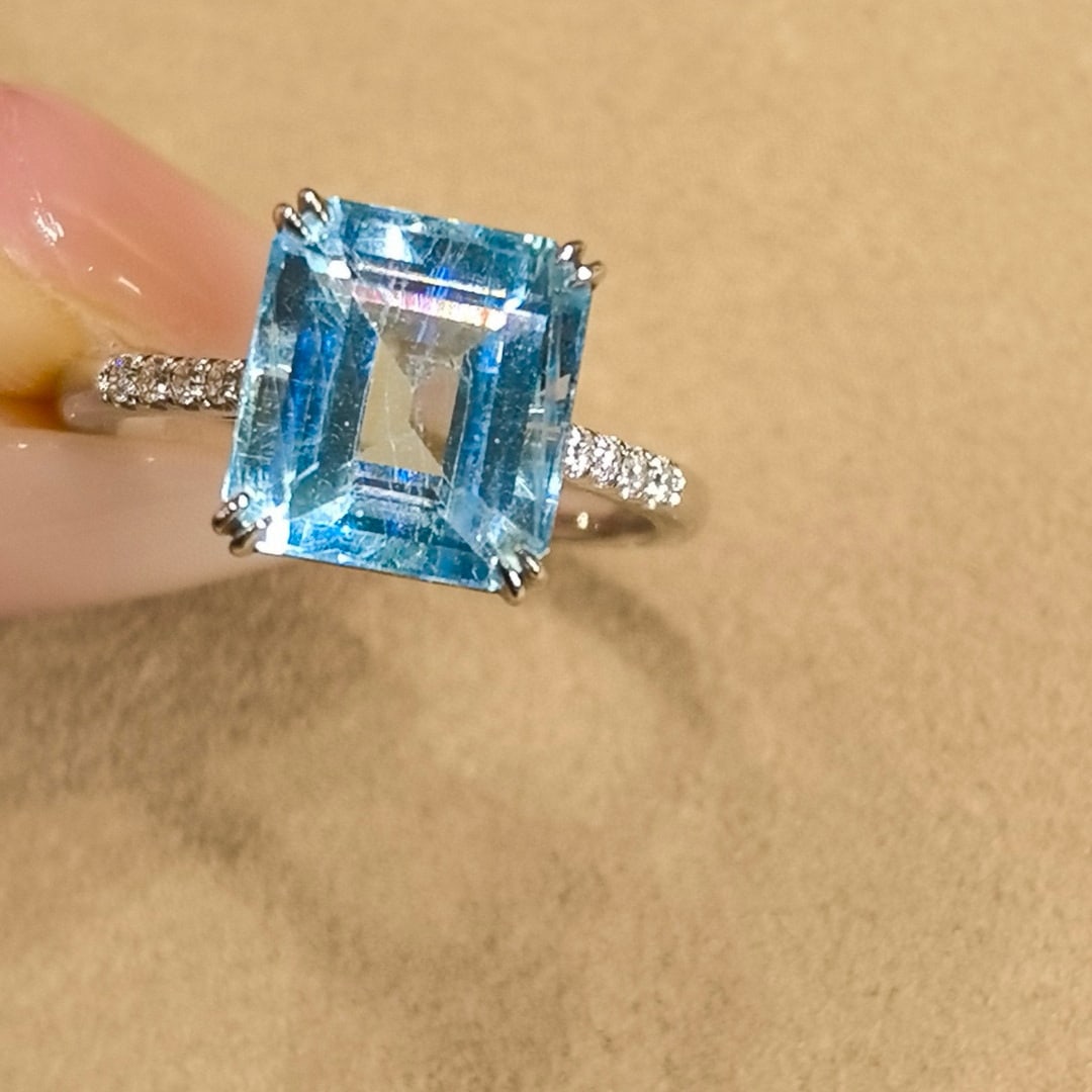 14k Gold 3.95 Ct Natural Aquamarine & Diamond Ring - 7