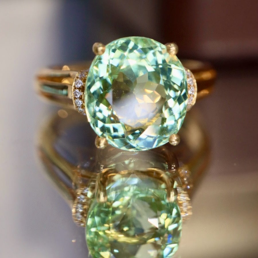 14k Gold 4.44 Ctw Natural Tourmaline & Diamond Ring: Ref:230979113 // gold content:14k gold // ring size:7. 25us // // main gemstone:tourmaline // shape:cushion // carat weight:4. 41ct // color:green // treatment:natural // cut grade:g // // adjacent