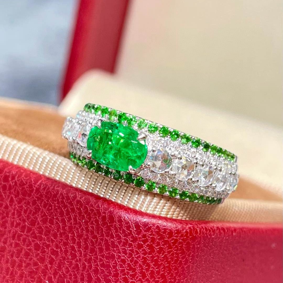 14k Gold 1.20 Ctw Natural Emerald & Diamond Ring - 5