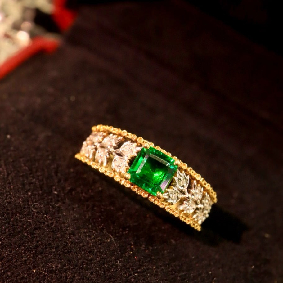 14k Gold 0.95 Ctw Natural Emerald & Diamond Ring - 7