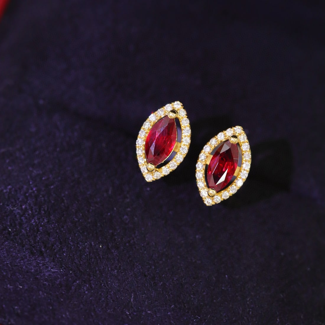 14k Gold 0.98 Ctw Natural Ruby & Diamond Earrings - 4