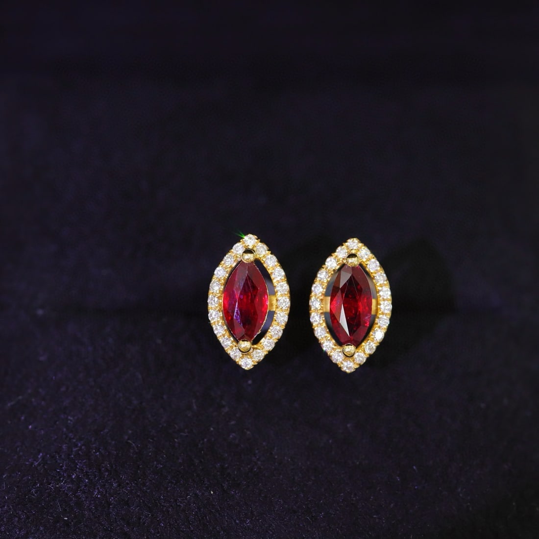 14k Gold 0.98 Ctw Natural Ruby & Diamond Earrings - 5