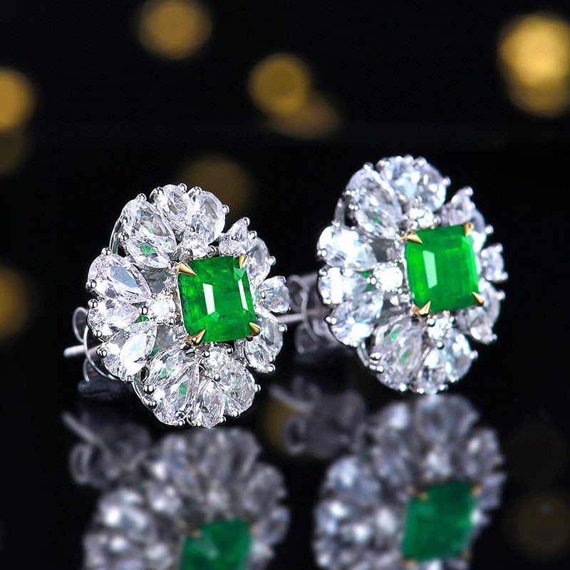 14k Gold 1.39 Ctw Natural Emerald & Diamond Earrings - 3