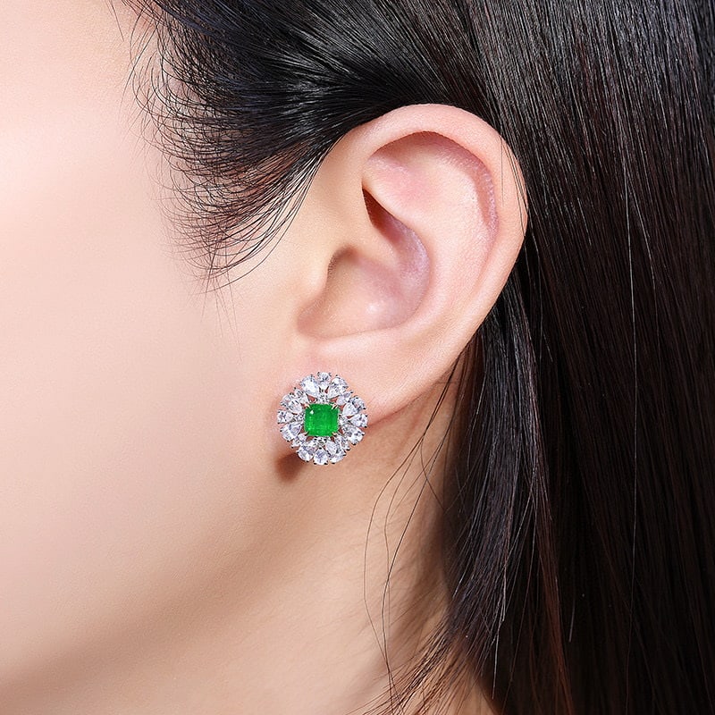 14k Gold 1.39 Ctw Natural Emerald & Diamond Earrings - 4
