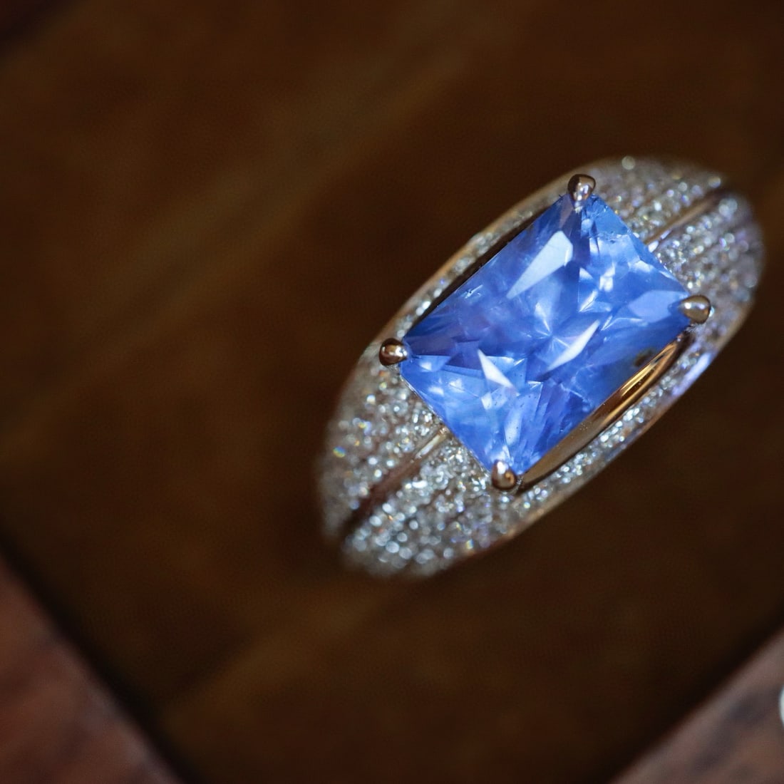 14k Gold 2.63 Ctw Natural Sapphire & Diamond Ring - 4