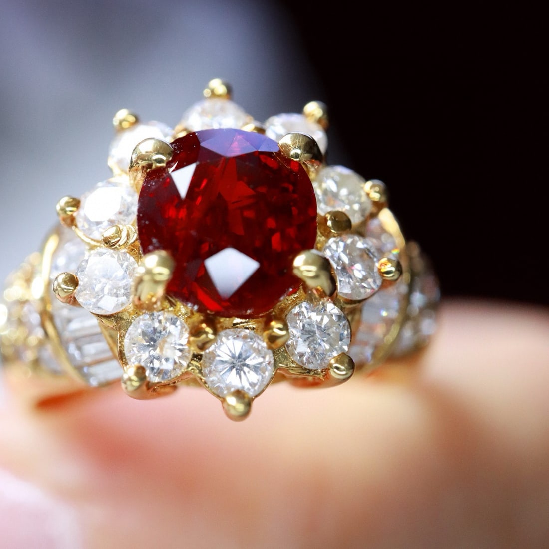 14k Gold 2.93 Ctw Natural Ruby & Diamond Ring - 3