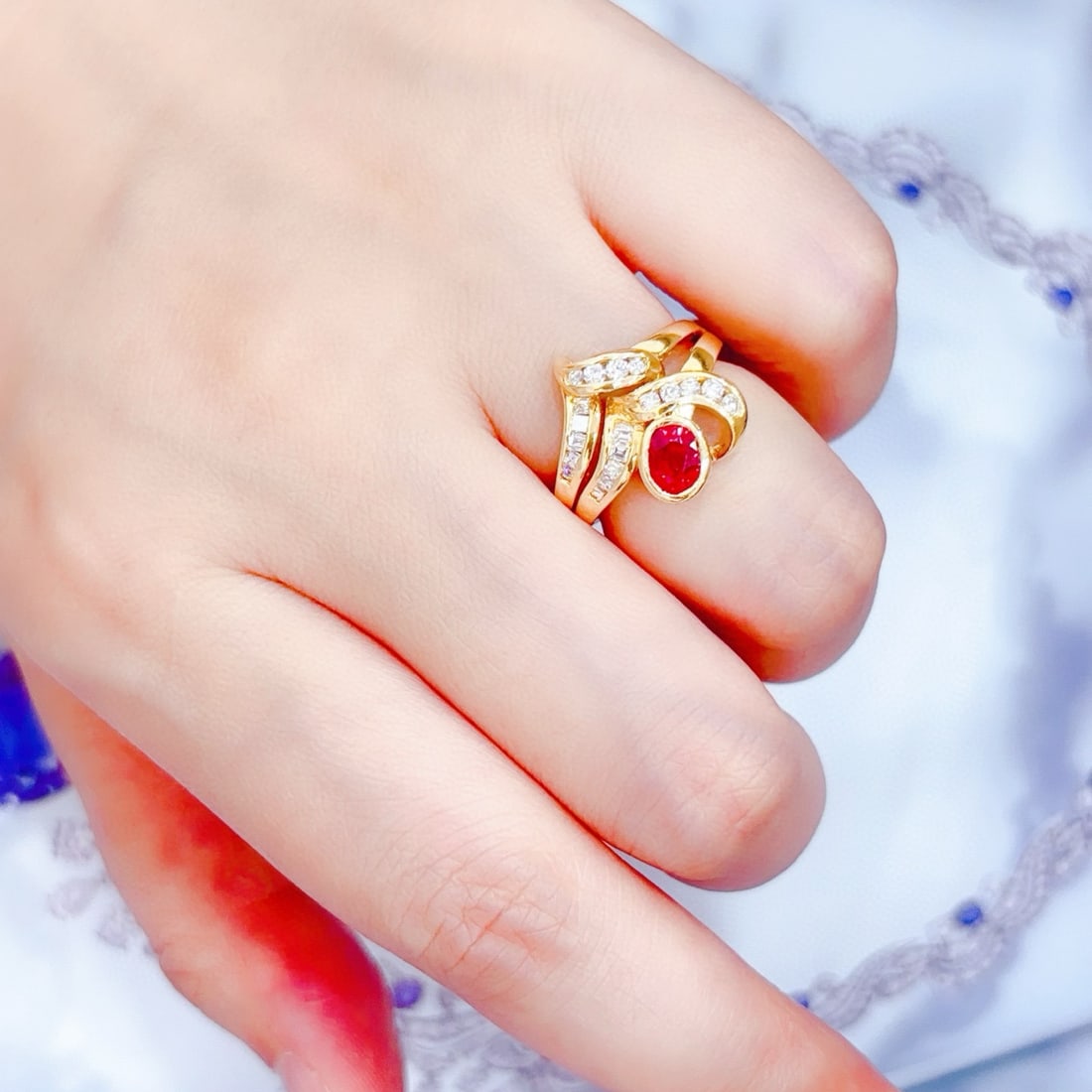 14k Gold 1.43 Ctw Natural Ruby & Diamond Ring - 6