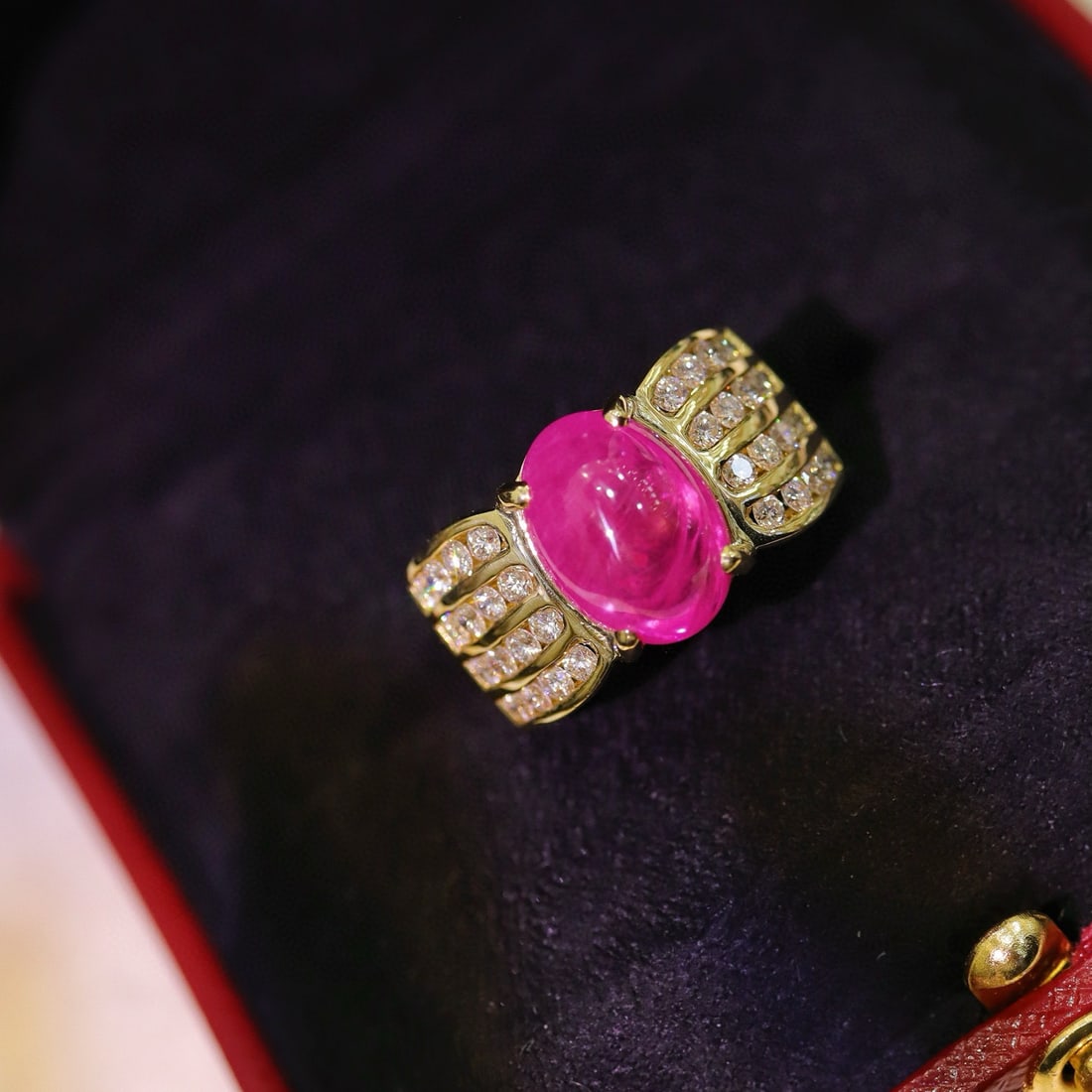 14k Gold 7.28 Ctw Natural Ruby & Diamond Ring - 4