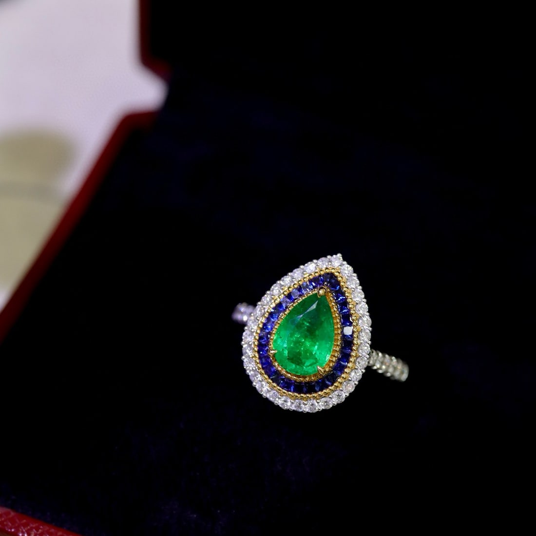 14k Gold 1.46 Ctw Natural Emerald & Diamond Ring - 7