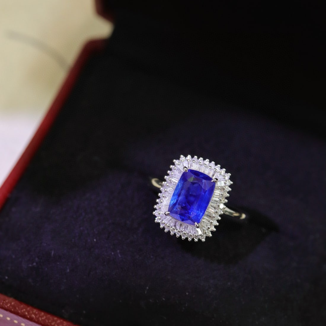14k Gold 3.26 Ctw Natural Sapphire & Diamond Ring - 2