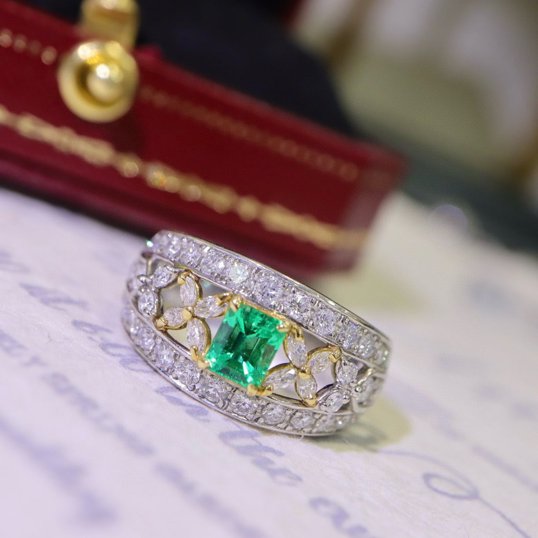 14k Gold 1.64 Ctw Natural Emerald & Diamond Ring - 2