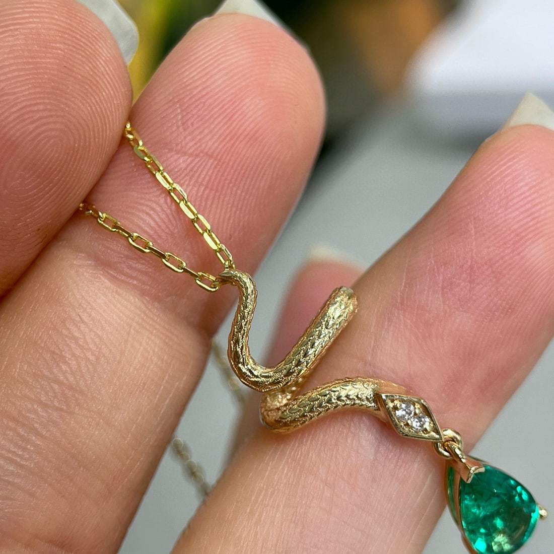 14k Gold 0.95 Ctw Natural Emerald & Diamond Pendant( Without Chain ) - 6