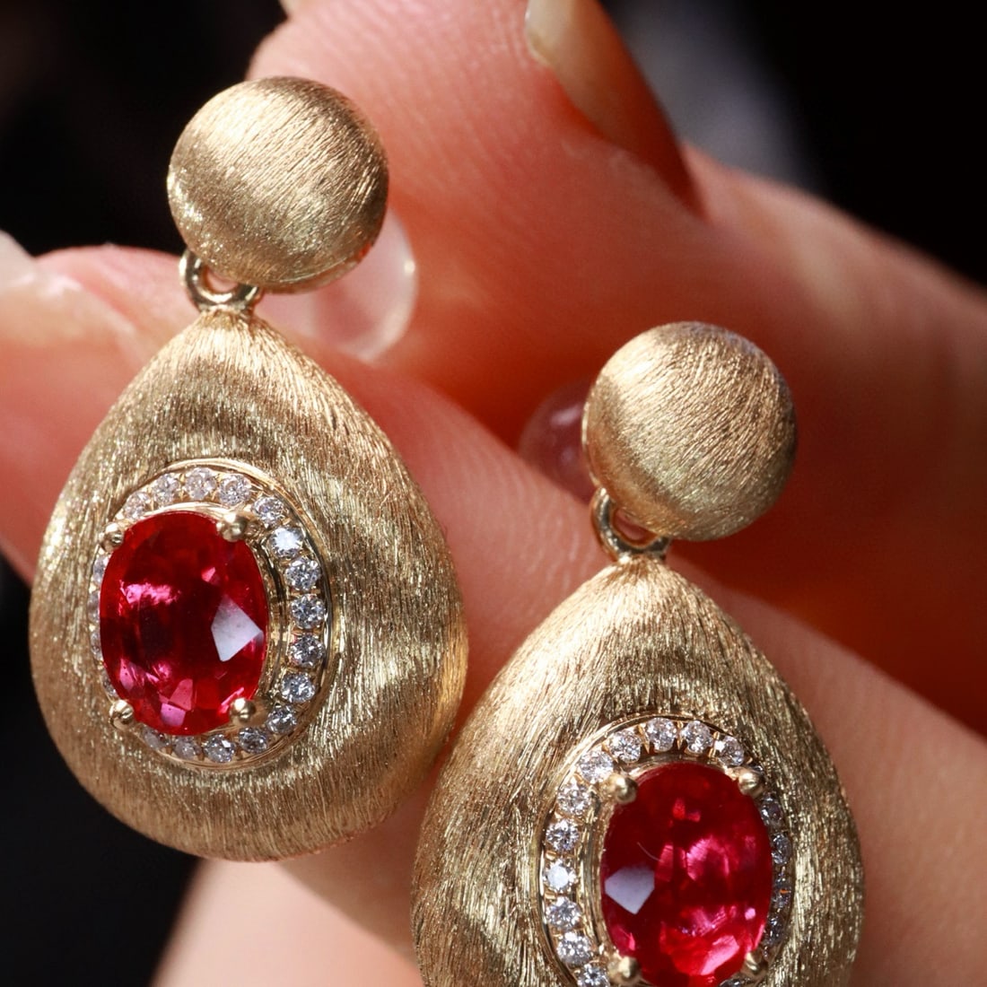 14k Gold 0.95 Ctw Natural Ruby & Diamond Earrings - 5