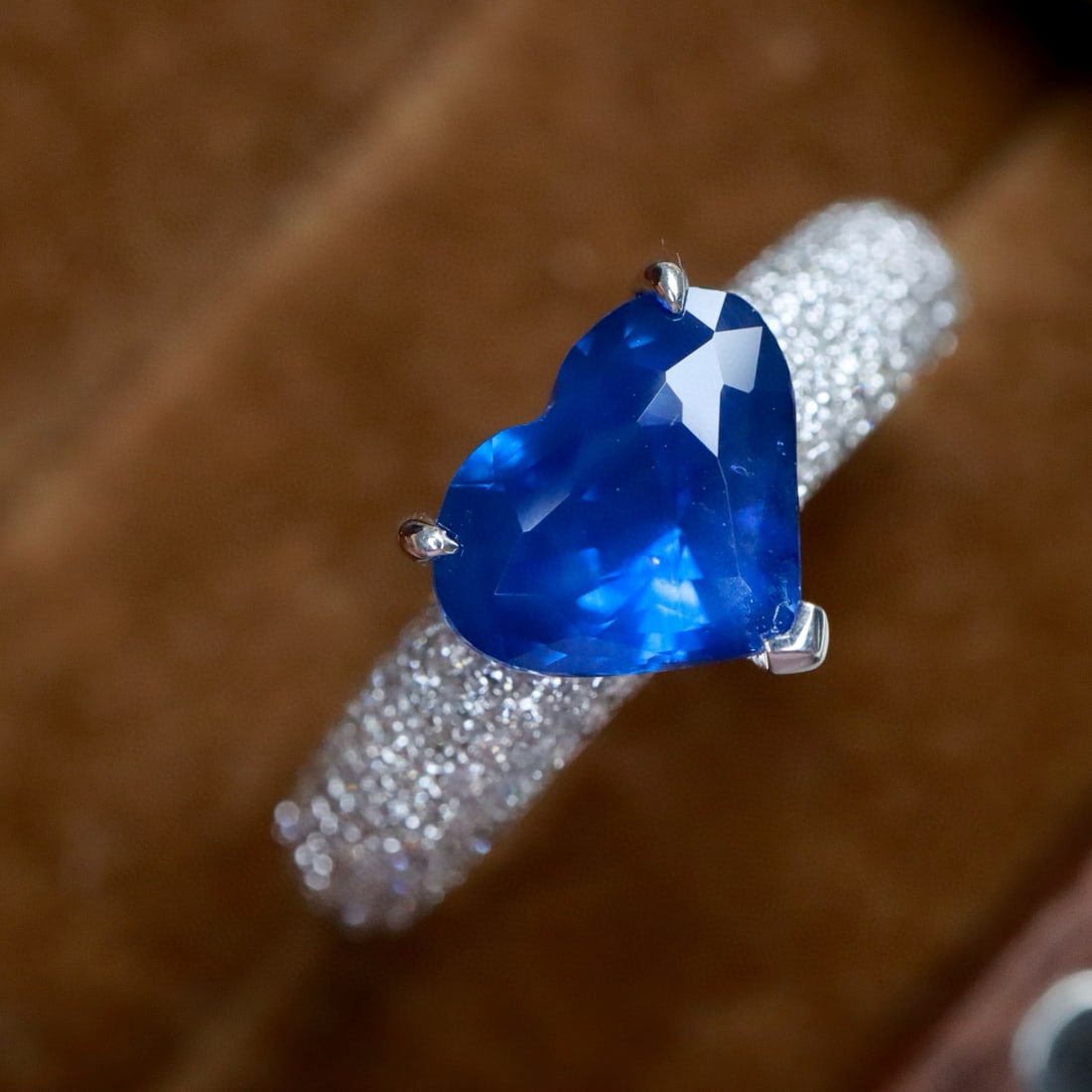 14k Gold 2.25 Ctw Natural Sapphire & Diamond Ring: Ref:230979198 // gold content:14k gold // ring size:7. 25us // // main gemstone:sapphire // shape:heart // carat weight:1. 61ct // color:blue // treatment:natural // cut grade:g // // adjacent