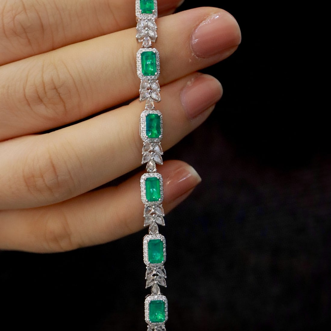 14k Gold 3.28 Ctw Natural Emerald & Diamond Bracelet - 6