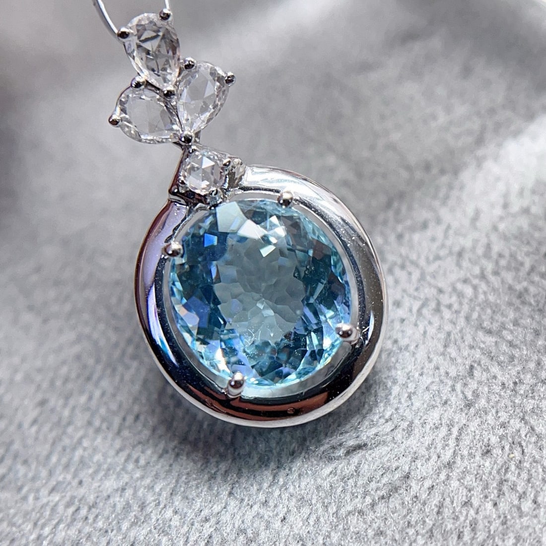 14k Gold 2.50 Ct Natural Aquamarine & Sapphire Pendant( Without Chain ) - 3