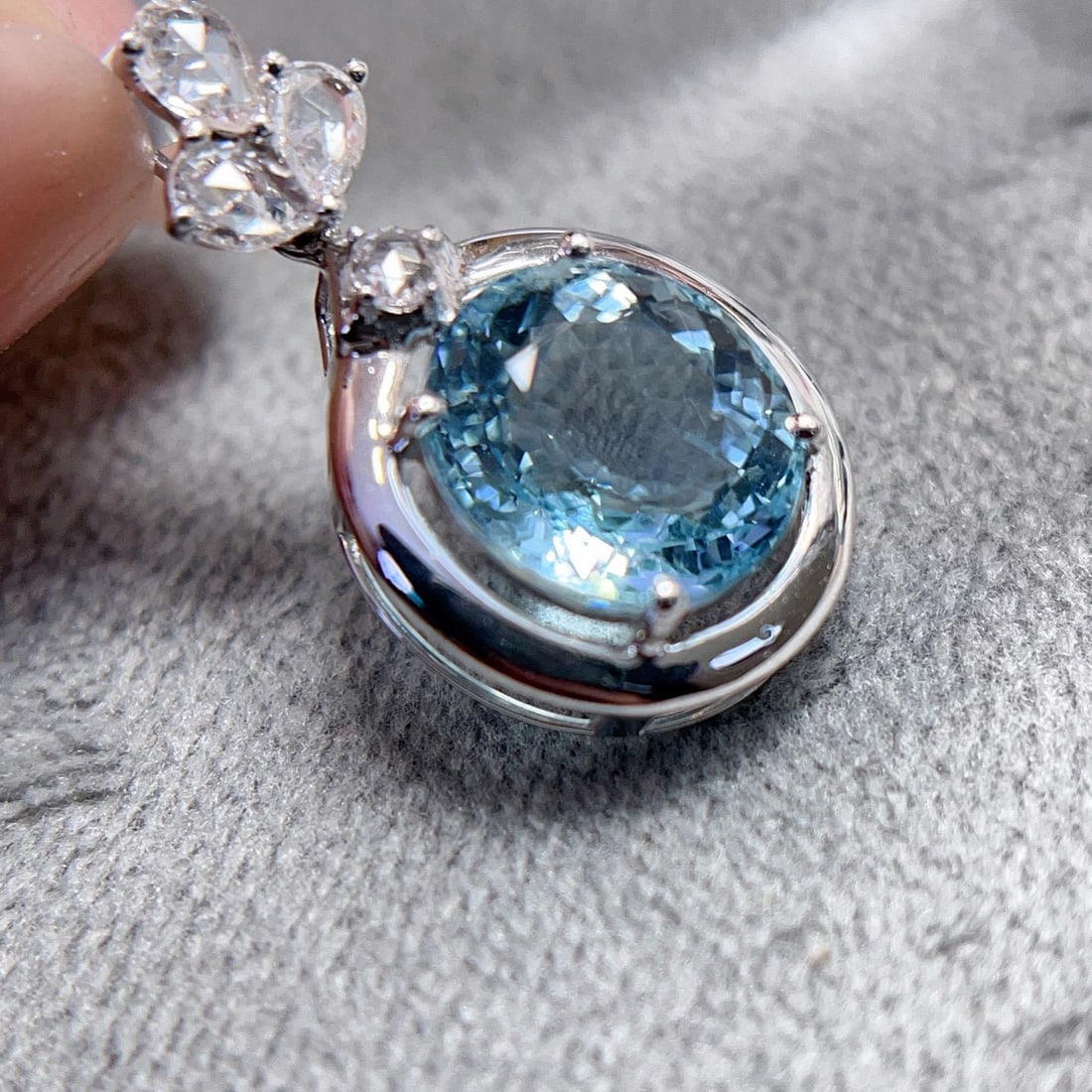 14k Gold 2.50 Ct Natural Aquamarine & Sapphire Pendant( Without Chain ) - 4