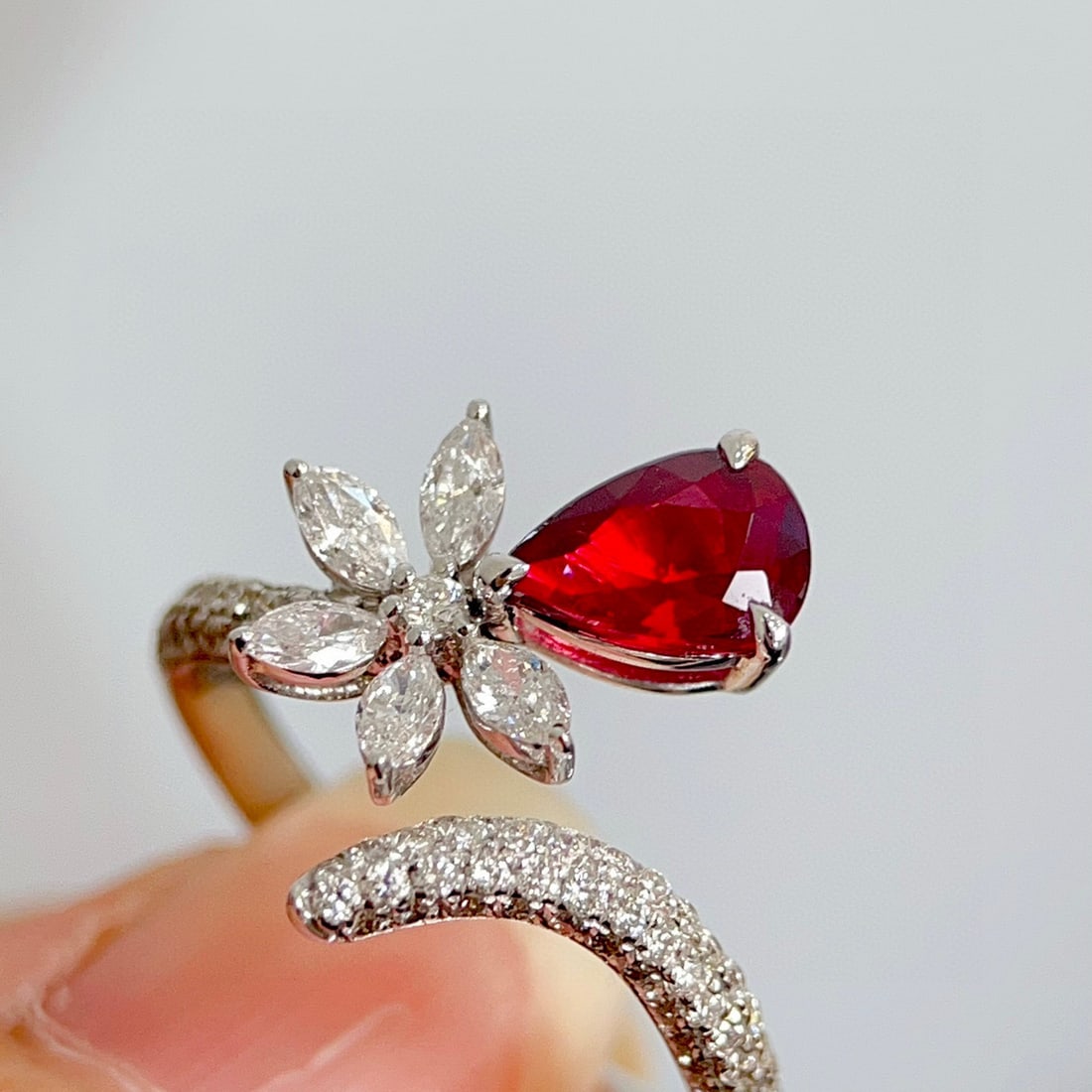14k Gold 1.64 Ctw Natural Ruby & Diamond Ring - 5