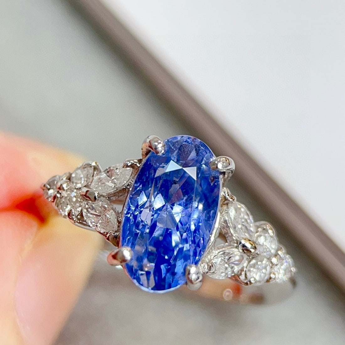 14k Gold 4.27 Ctw Natural Sapphire & Diamond Ring - 2