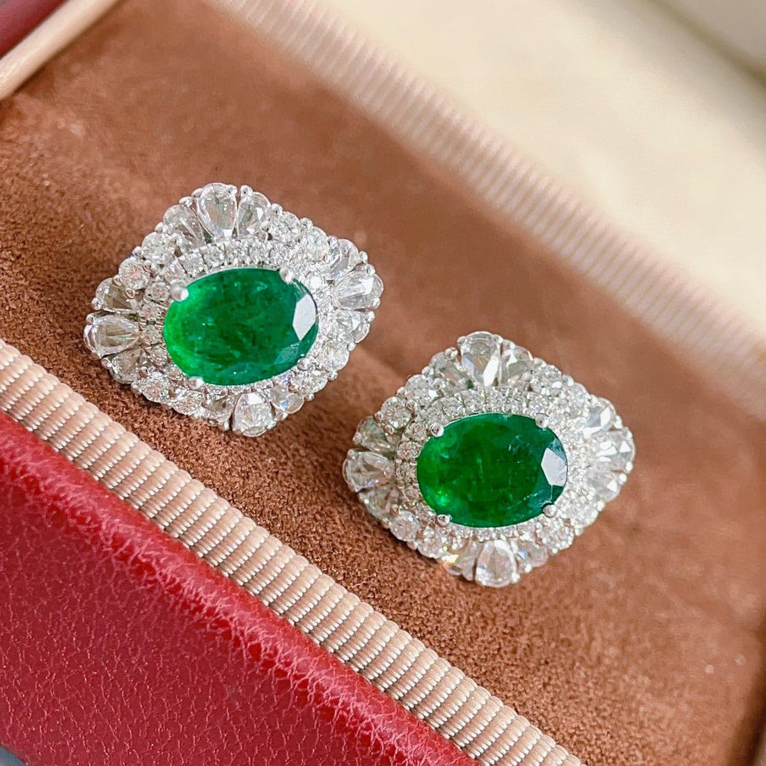 14k Gold 3.33 Ctw Natural Emerald & Diamond Earrings - 4