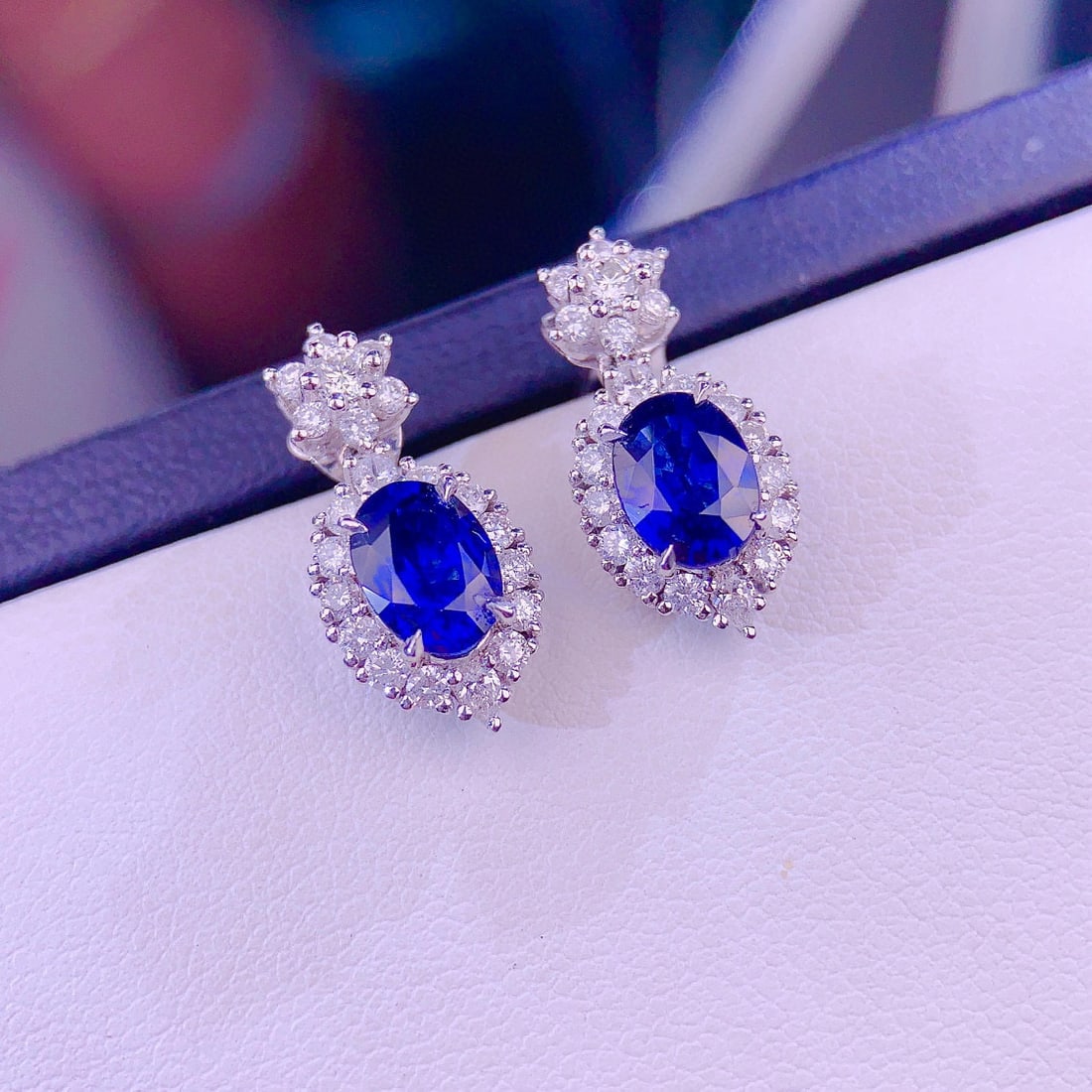 14k Gold 1.67 Ct Natural Sapphire & Diamond Earrings - 3