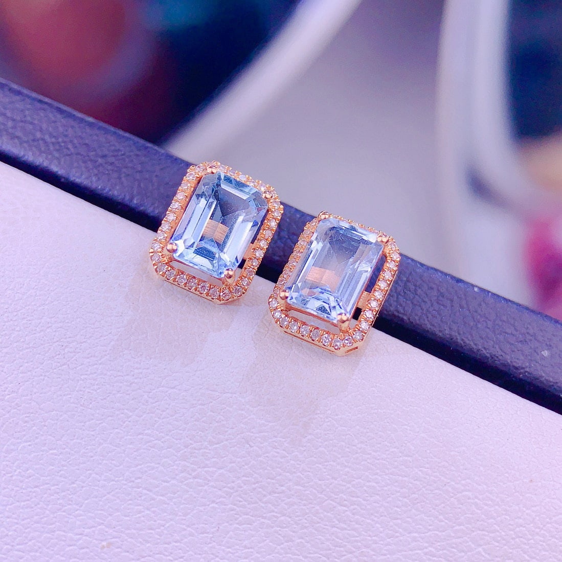 14k Gold 2.5 Ct Natural Aquamarine & Diamond Earrings - 2